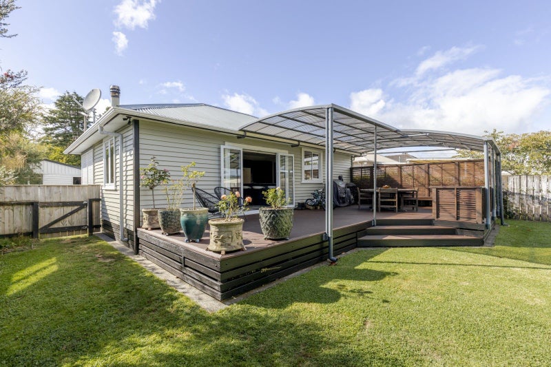 412 Carrington Street, Upper Vogeltown, New Plymouth - Carousel 1