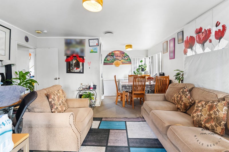 2/6 Cambridge Road, Manurewa, Auckland - Carousel 2