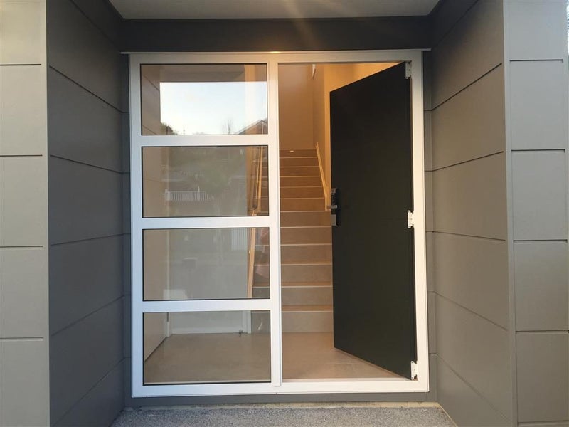 3A Stitchbird Close, Murrays Bay, Auckland - Carousel 2