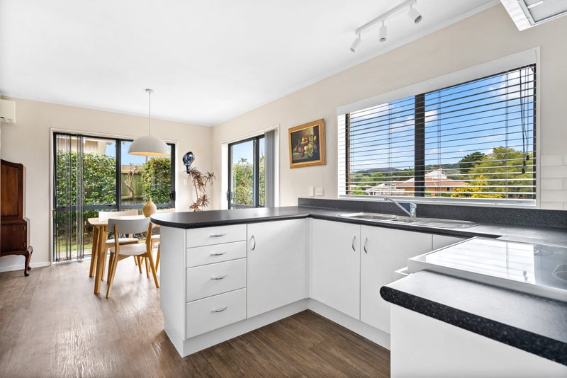 7A Cypress Gardens Place, Onerahi, Whangarei - Carousel 2