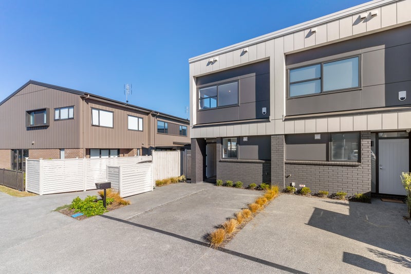 Property Valuation for 3 Orona Place, Takanini Trade Me Property