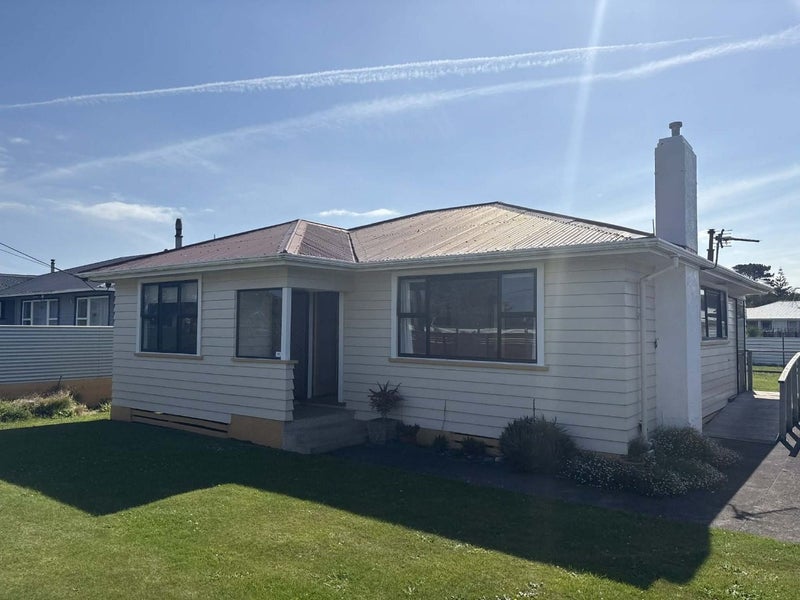 44 Puriri Street, Hawera, South Taranaki, Taranaki - Carousel 1