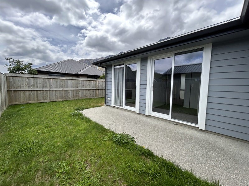 74 Jack Hanley Drive, Jacks Point, Queenstown - Carousel 1