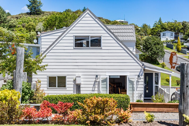 89 Kingsley Street, Stokes Valley, Lower Hutt - Carousel 2