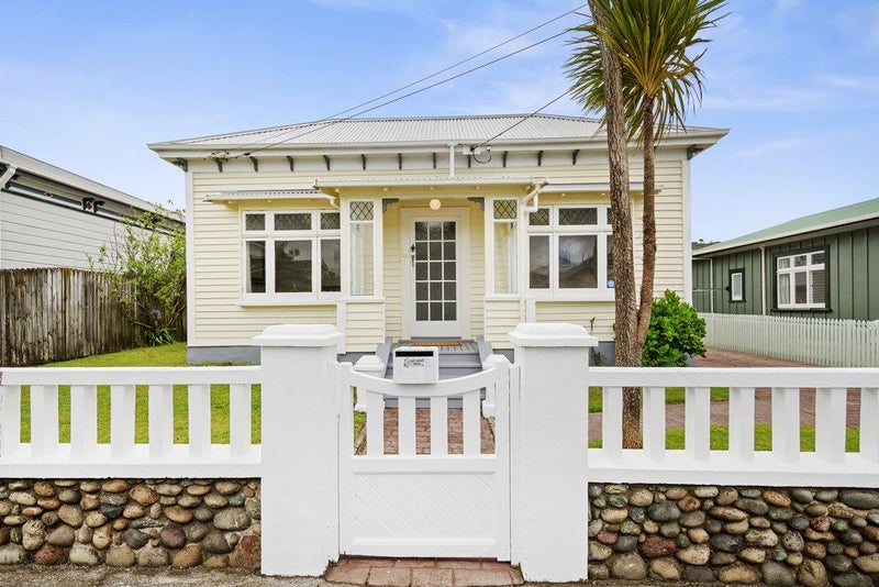 21 Nelson Street, Petone, Lower Hutt - Carousel 2