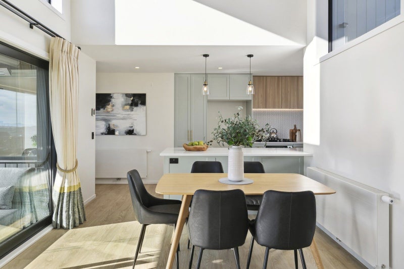 81 Cedarwood Street, Woodridge, Wellington - Carousel 2