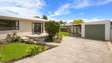 14 Gebbie Street, Kinmont Park, Mosgiel - Carousel 1