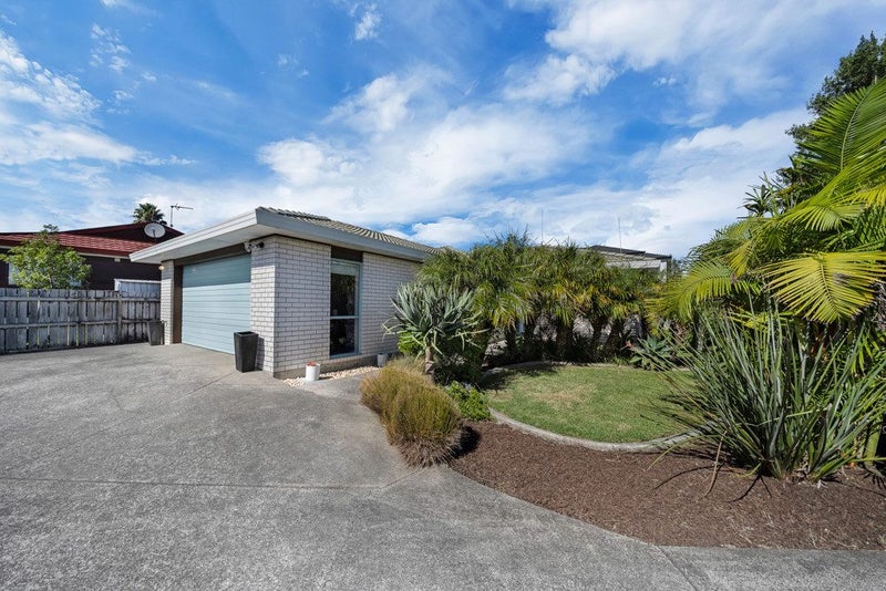 1/22 Septimus Place, Henderson, Auckland - Carousel 2