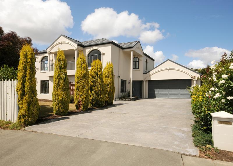 Property Valuation for 20 Penruddock Rise, Westmorland, Christchurch