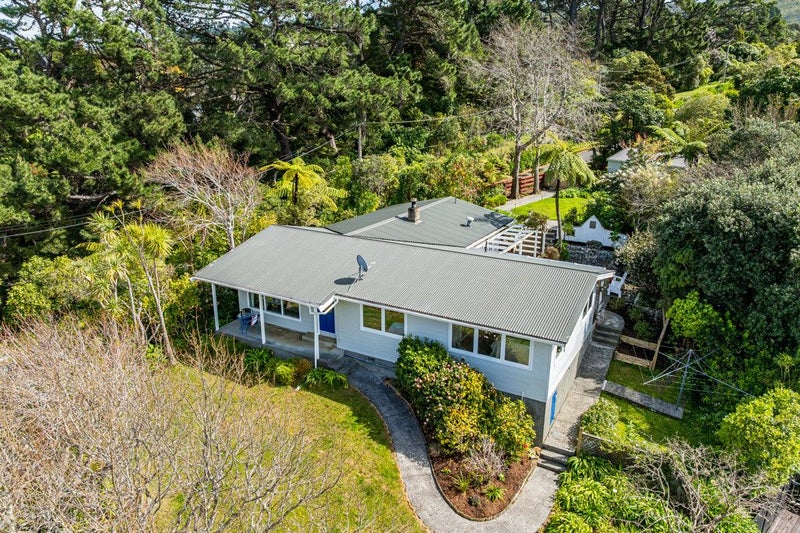 25 Palm Grove, Belmont, Lower Hutt - Carousel 1