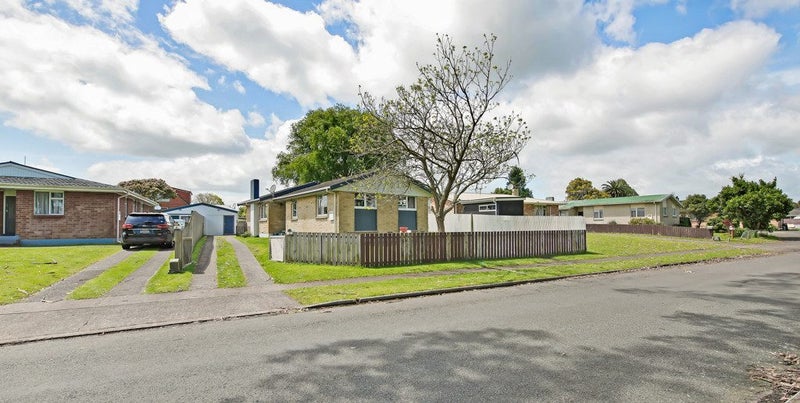 7 Graham Place, Huntly, Huntly - Carousel 21