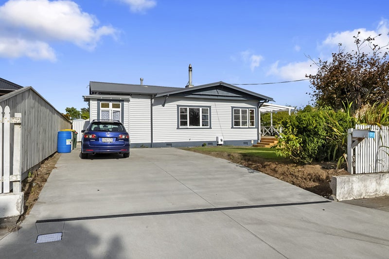 7 Wheeler Place, Upper Vogeltown, New Plymouth - Carousel 18