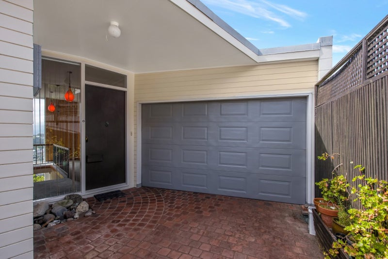 8 Stormont Place, Kingston, Wellington - Carousel 2