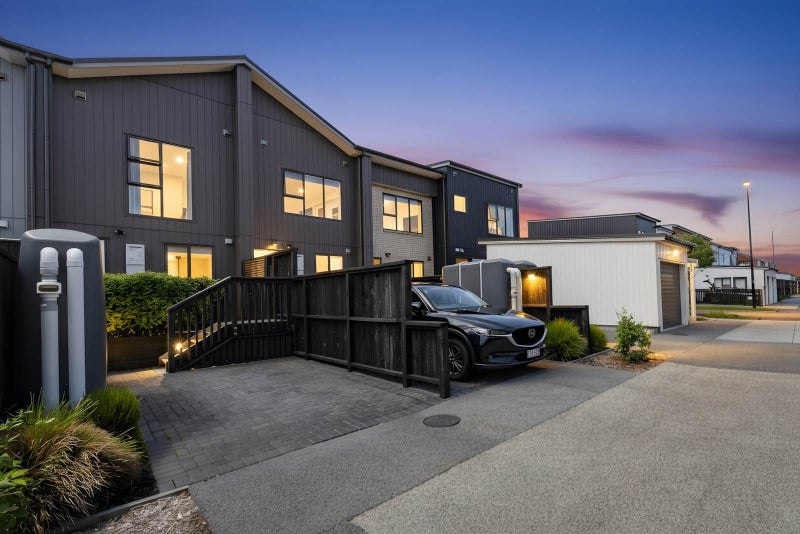 59 Manarini Road, Westgate, Auckland - Carousel 13