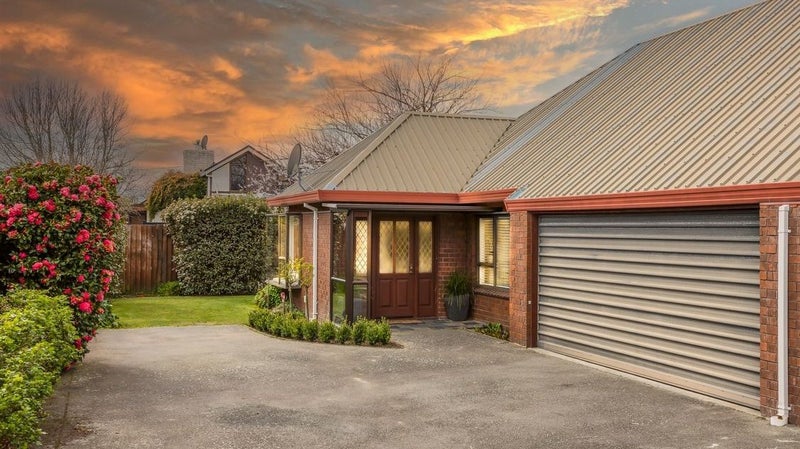 2/50 Ambleside Drive, Burnside, Christchurch - Carousel 1