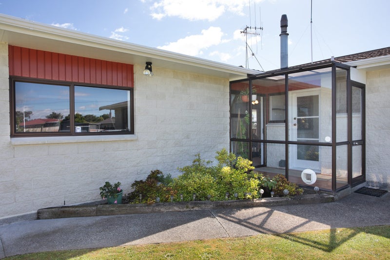 8 Mansell Crescent, Bulls - Carousel 28