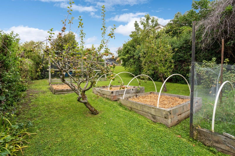 16 Marewa Street, Kew, Dunedin - Carousel 19