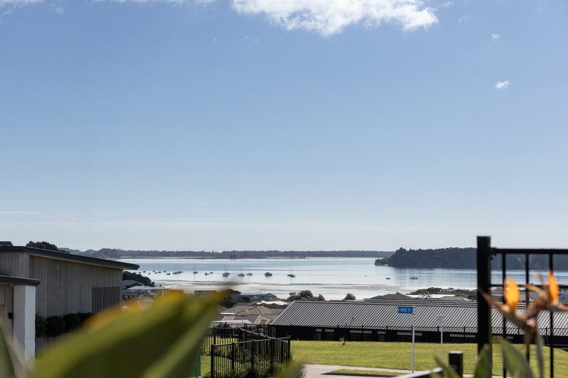 30 Ridge Drive, Omokoroa, Omokoroa - Carousel 1