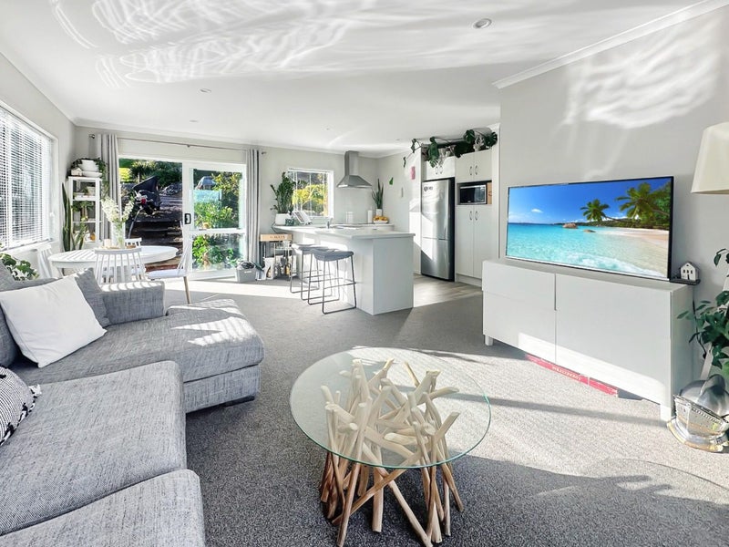 206A Tawa Road, Kumeū - Carousel 2