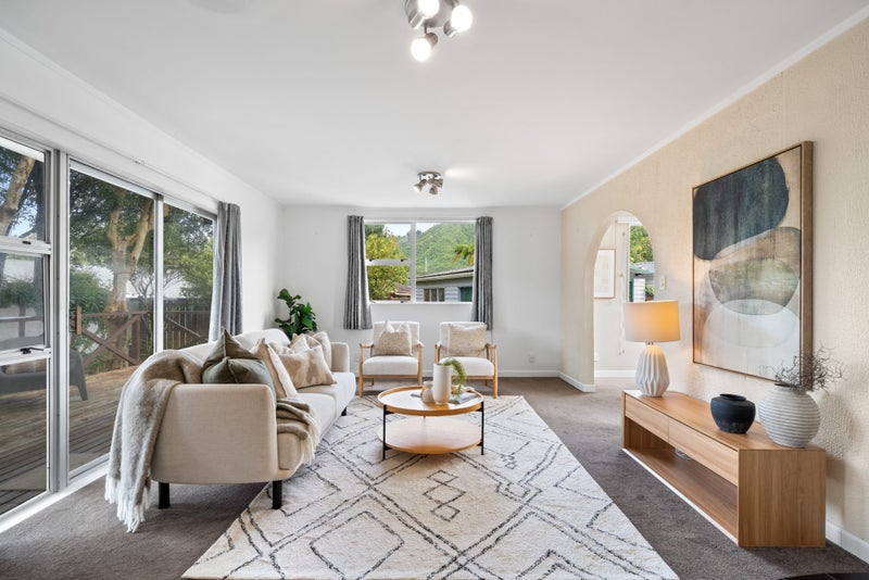 11 Akron Grove, Totara Park, Upper Hutt - Carousel 2