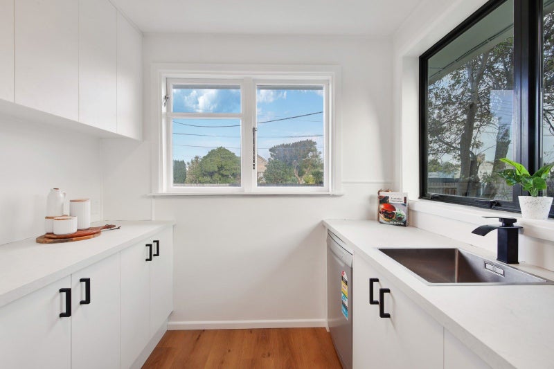 17 Doreen Street, Aranui, Christchurch City, Canterbury - Carousel 2
