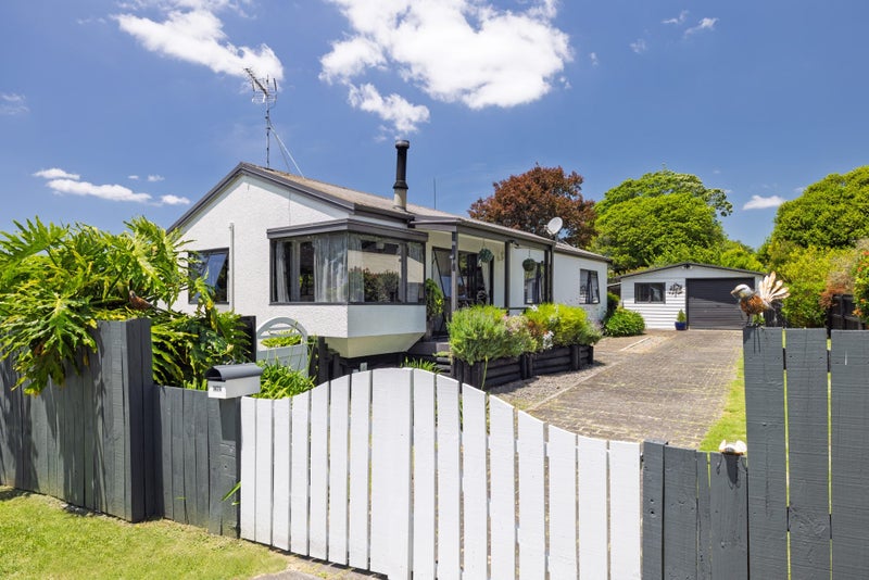 1474 Cameron Road, Greerton, Tauranga - Carousel 1