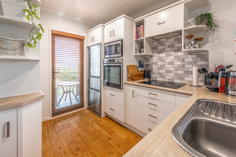 22 Lakeridge Close, Rangatira Park, Taupo - Carousel 2