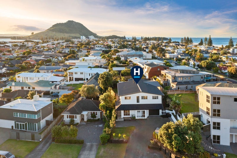 23 Terrace Avenue, Mount Maunganui, Mount Maunganui - Carousel 1
