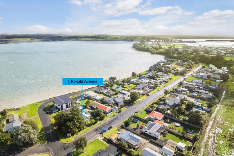 1 Ronald Avenue, Waiuku - Carousel 1