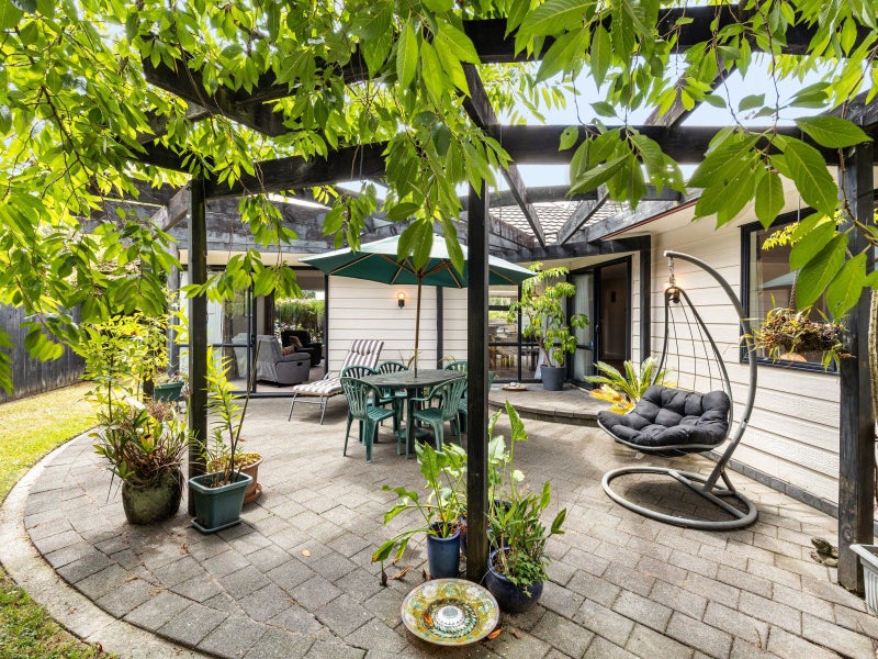 6 Moreland Avenue, Pukete, Hamilton - Carousel 2