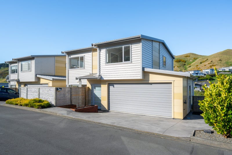 20 Rochdale Drive, Churton Park, Wellington - Carousel 1