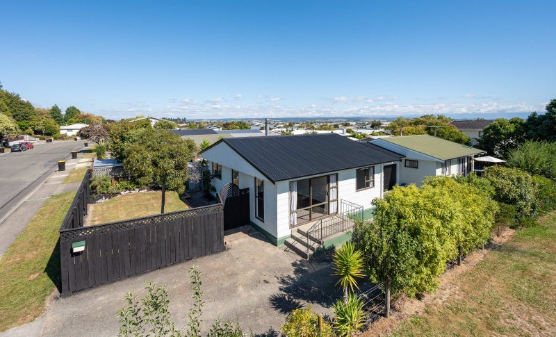 39A Cautley Street, Richmond, Richmond - Carousel 17
