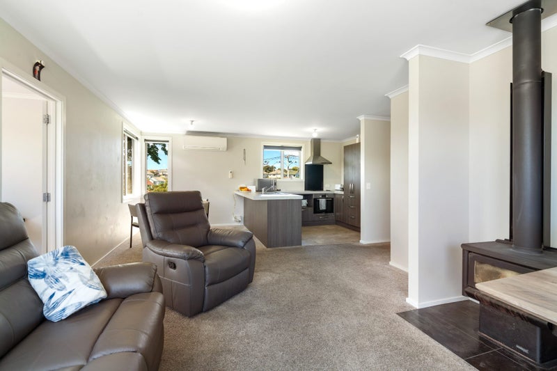 81 Clermiston Avenue, Corstorphine, Dunedin - Carousel 2