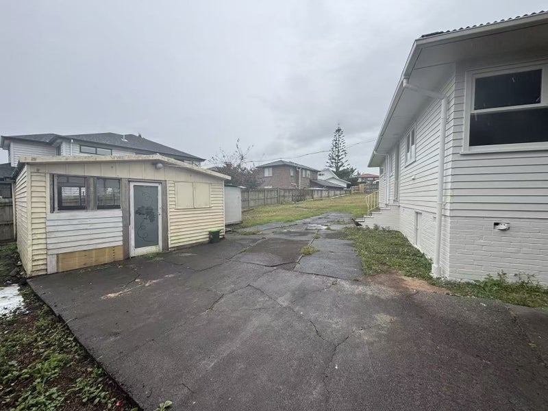 43 Farquhar Road, Glendene, Auckland - Carousel 16