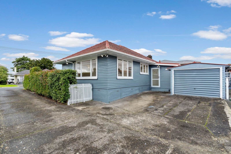 1/25 Barrys Road, Glendene, Auckland - Carousel 2