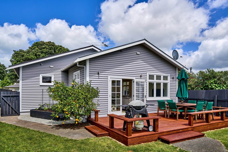 1 Malone Road, Waterloo, Lower Hutt - Carousel 2