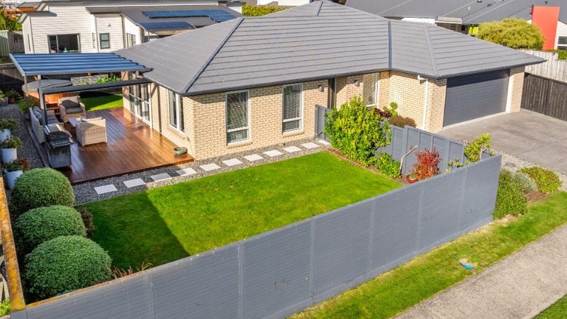 3 Macdiarmid Place, Waiwhetu, Lower Hutt - Carousel 1