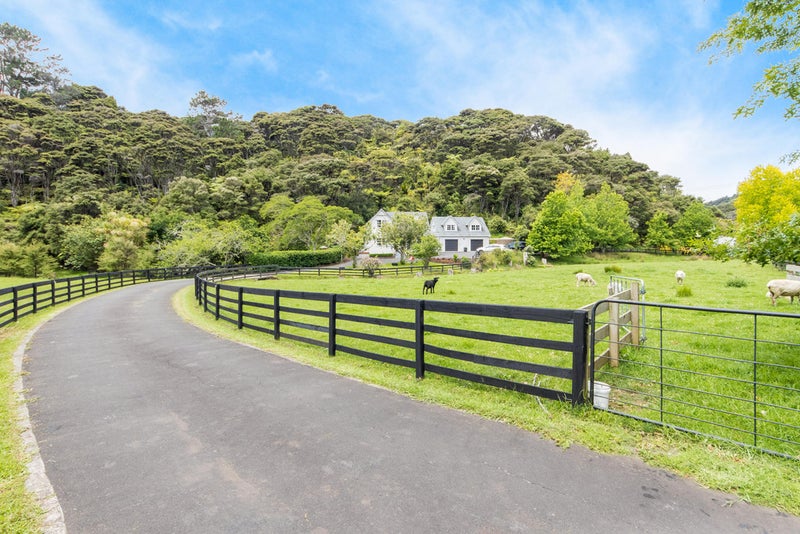 115 Te Henga Road, Henderson - Carousel 2