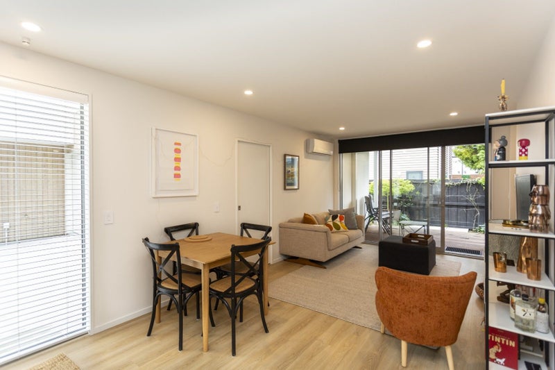 17D Dickens Street, Addington, Christchurch - Carousel 2