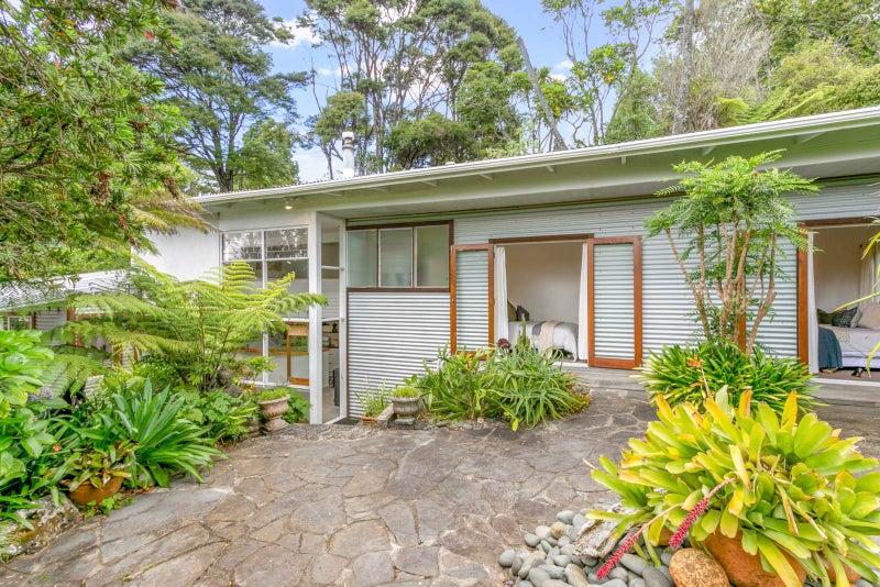 159 Scenic Drive, Titirangi, Auckland - Carousel 2