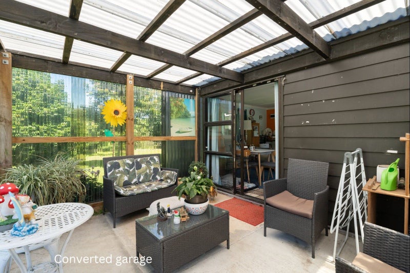 22 Nesbitt Street, Matata, Whakatane - Carousel 16