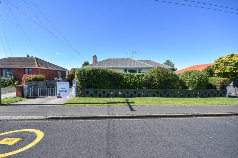 27 Tay Street, Mosgiel, Mosgiel - Carousel 15