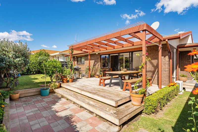 11C Golf Road, Mount Maunganui, Mount Maunganui - Carousel 1