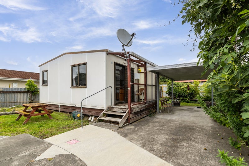 24A Avenue Road, Greenmeadows, Napier - Carousel 6