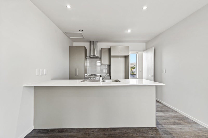 2/19 Cameron Street, Sydenham, Christchurch - Carousel 2