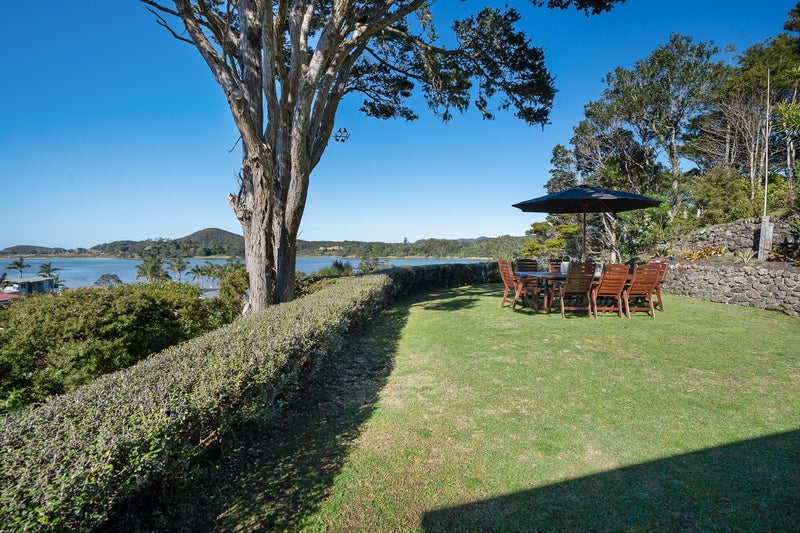 2 Haven Place, Whangarei - Carousel 30