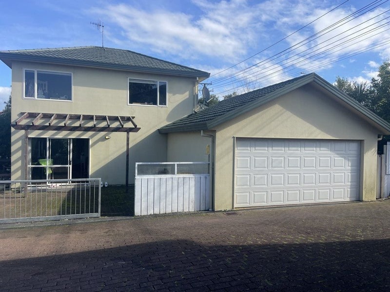1/227 Sunset Road, Sunnynook, North Shore City, Auckland - Carousel 2