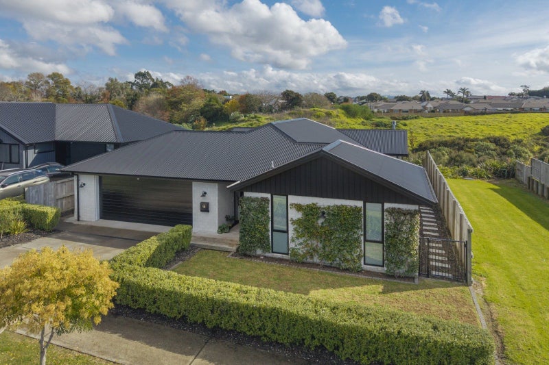 18 Hass Drive, Ohauiti, Tauranga - Carousel 1