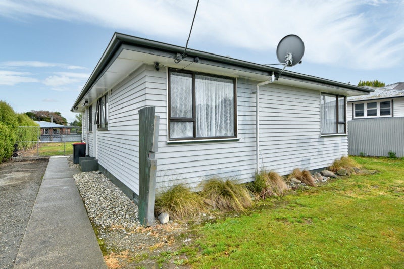 7 Gordon Terrace, East Gore, Gore - Carousel 1