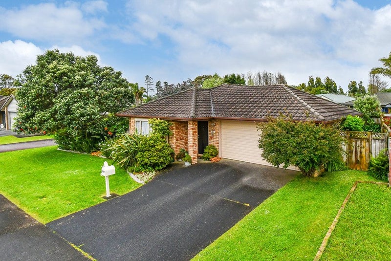 46 Blackwood Drive, Wattle Downs, Auckland - Carousel 2